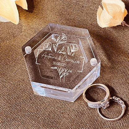 ✨ Personalisierte sechseckige Ringbox – Individuelle Acryl-Ringträgerbox für Verlobung & Hochzeit