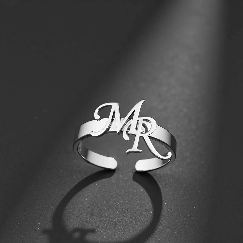 ❤️ Personalisierter Initialen Ring aus Edelstahl – Individueller Damenring mit Buchstaben als romantisches Geschenk