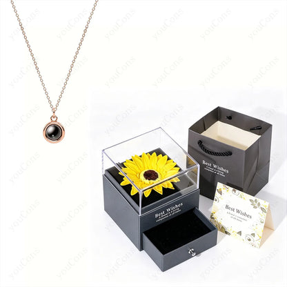 ❤️ Personalisierte Foto Projektions Halskette mit eigenem Bild – Edelstahl Anhänger mit Sonnenblumen Geschenkbox für Damen