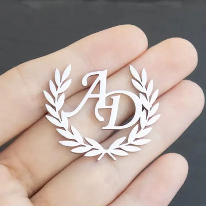 ❤️ Personalisierte Namensbrosche mit Olivenzweig aus Edelstahl – Individuelle Brosche für Damen & Herren