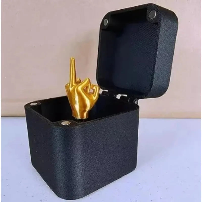 Lustige Gag-Box mit Überraschung – witzige Schreibtischdeko & Geschenkidee
