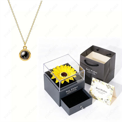 ❤️ Personalisierte Foto Projektions Halskette mit eigenem Bild – Edelstahl Anhänger mit Sonnenblumen Geschenkbox für Damen
