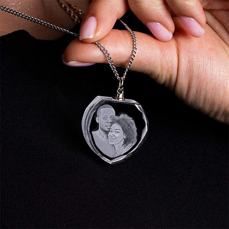 ✨ Personalisiertes 3D-Kristallfoto als Herz-Halskette – Individuelle Foto-Halskette für Frauen & Männer