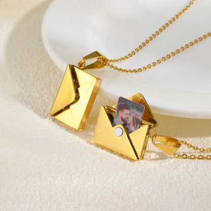 💌 Personalisierte Foto Medaillon Halskette mit Umschlag Anhänger – 📸 Halskette mit Bild im Inneren – 🎁 Romantisches Geschenk für Frauen