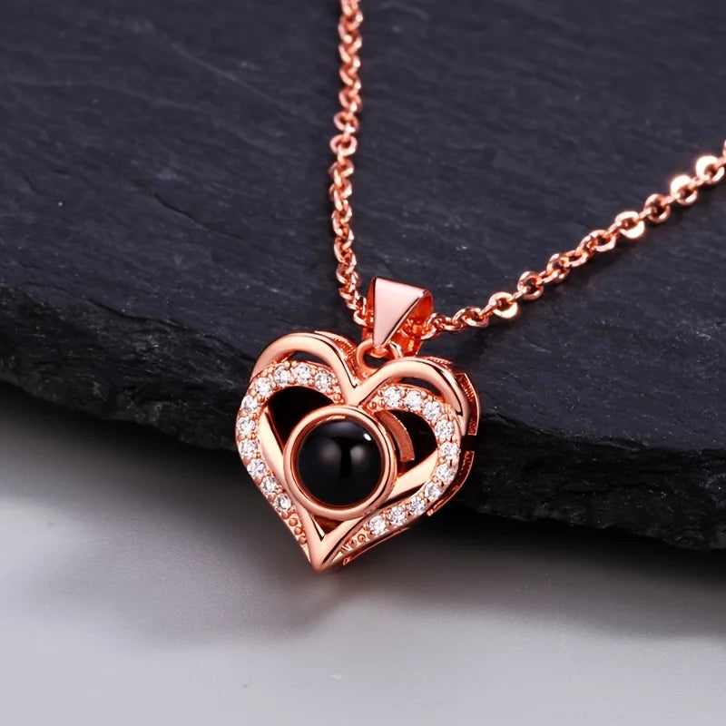 ❤️ Personalisierte Foto Projektions Halskette Doppelherz – Zirkon Anhänger aus Kupfer mit Titanstahl Kette für Damen