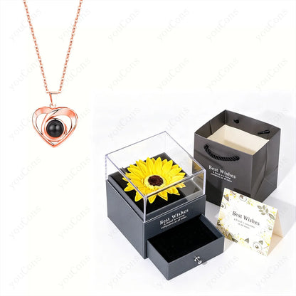 ❤️ Personalisierte Foto Projektions Halskette mit eigenem Bild – Edelstahl Anhänger mit Sonnenblumen Geschenkbox für Damen