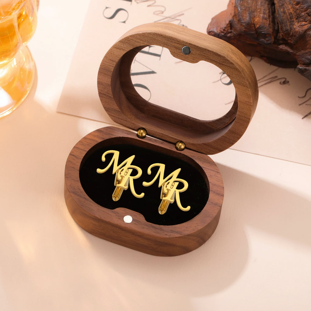 Personalisierte Manschettenknöpfe aus Edelstahl mit gravierten Initialen für Herren, Bräutigam und Hochzeit.